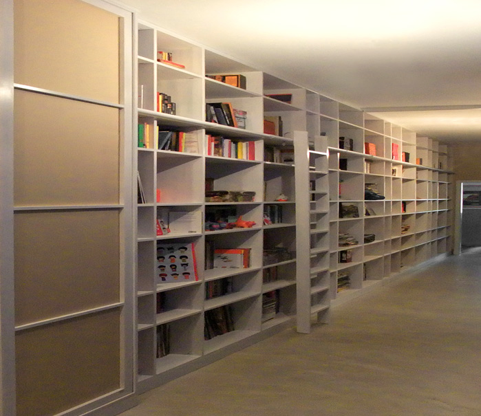 Cinius LIBRERIE  ante scorrevoli, libreria componibile o a scala, modulari ad uso armadietto con kit di montaggio, ripiani